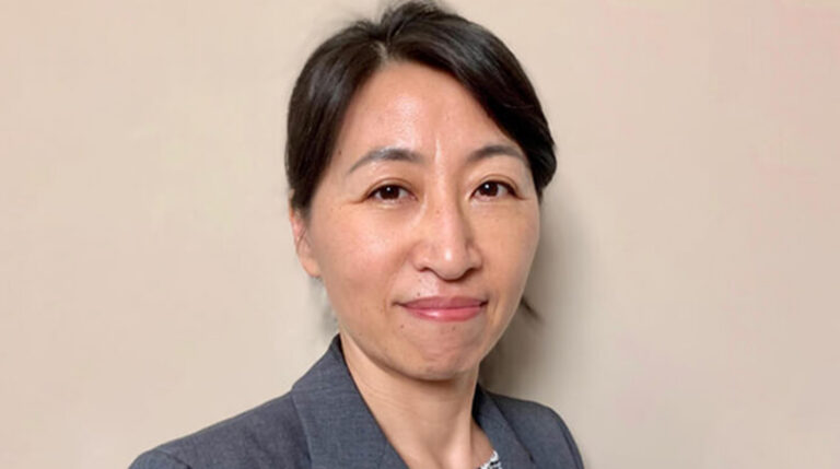 Xiaoxia Li Headshot